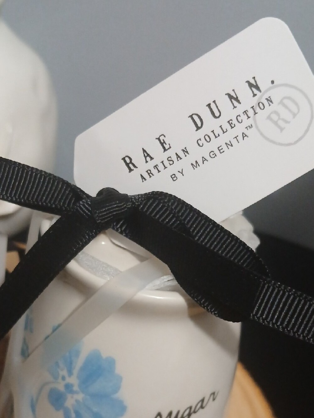 Rae Dunn Ceramic Cream & Sugar Set with Blue Floral Accents NWT - Picture 2 of 11